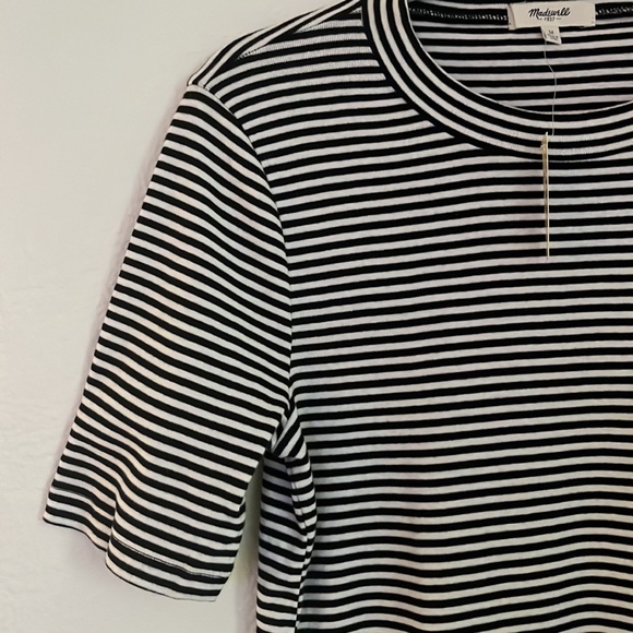 Madewell Lo Fi Tee in Mini Stripe Top Size Medium - Picture 4 of 12